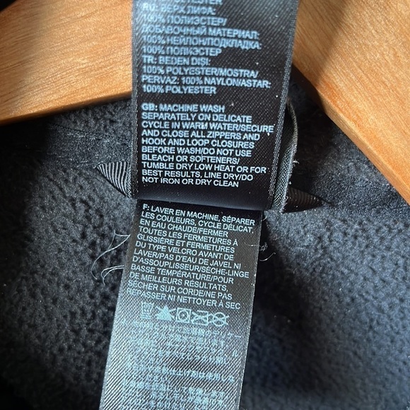 The North Face Black Winter Zip Up Jacket - Picture 5 of 5